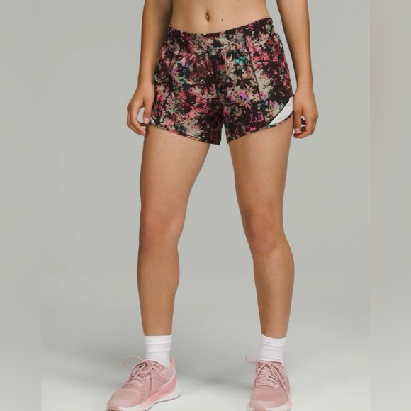 Lululemon Hotty Hot Low-Rise Lined Stencil Blossom Red Multi / Sheer Blue - Picture 3 of 9